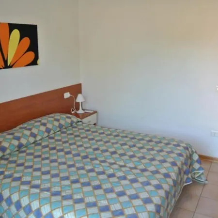 With Shared Pool For Eight Guests *