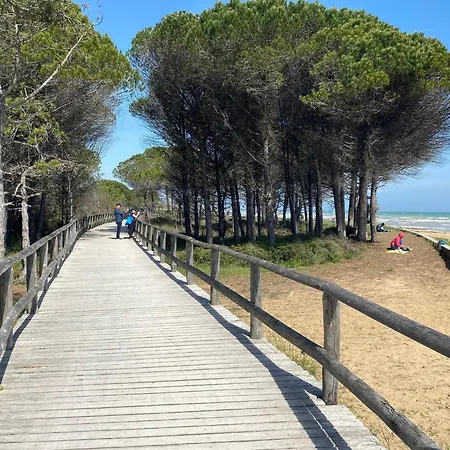 With Shared Pool For Eight Guests * Bibione